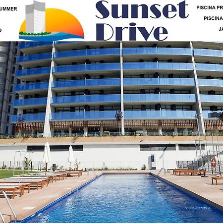 Sunset Drive Benidorm By Mar Holidays Экстерьер фото