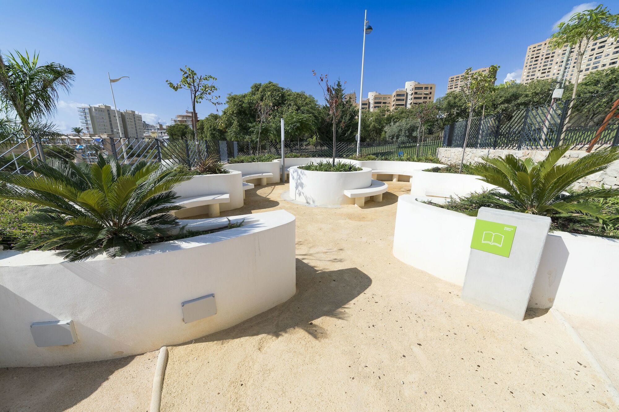 Sunset Drive Benidorm By Mar Holidays Экстерьер фото